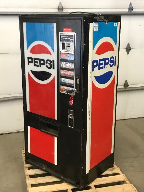 lot 4 image: 4-Selection Pepsi Pop-Can Vending M...