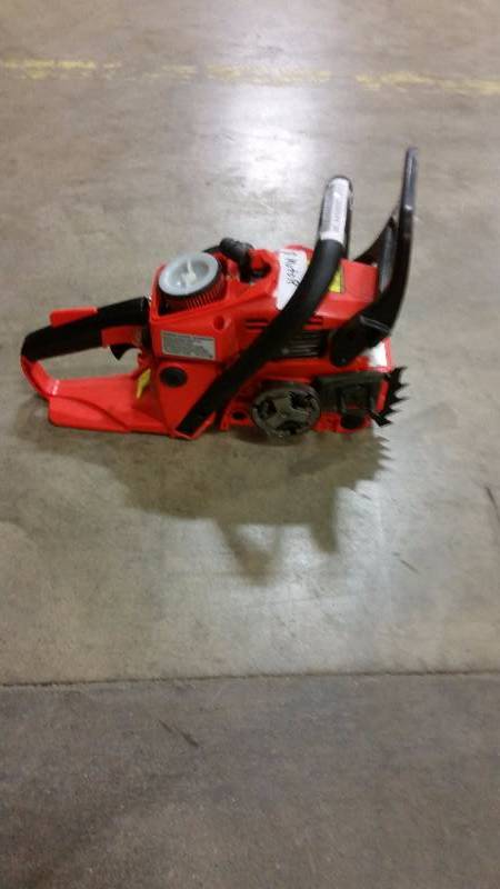 lot 8 image: Echo gas powered chainsaw