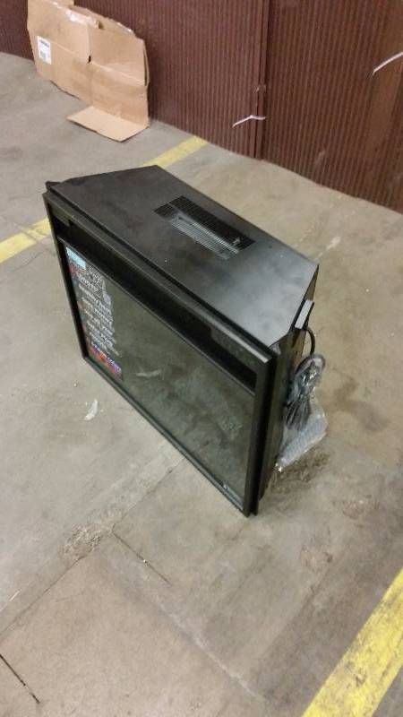 lot 23 image: Real Flame vivd flame 23 in electric fireplace insert