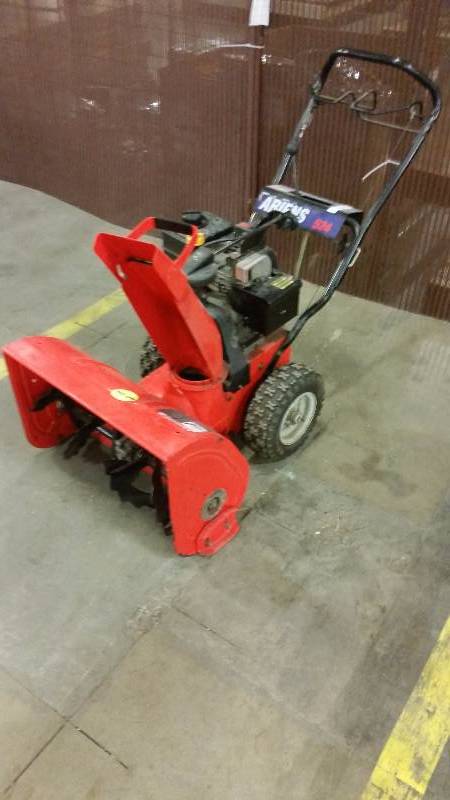 lot 26 image: Ariens 2 stage snow blower