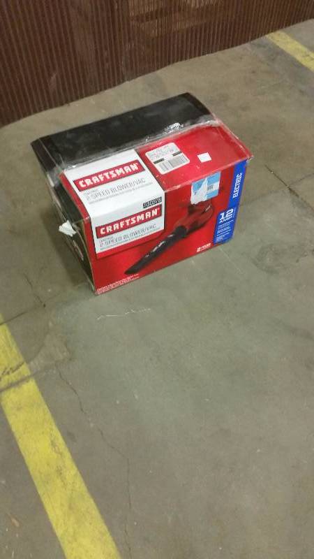 lot 40 image: Craftsman variable speed blower vacuum
