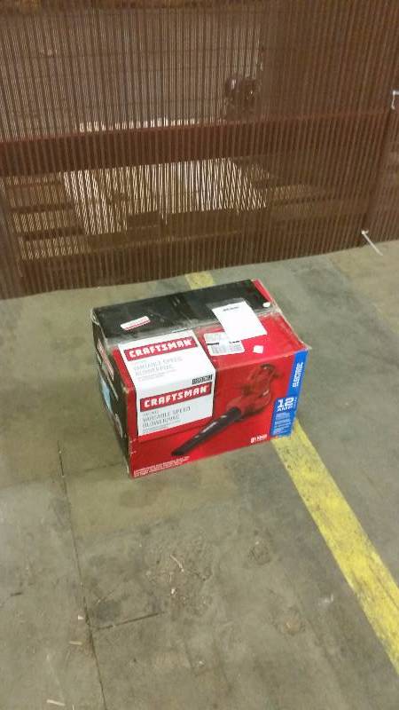 lot 37 image: Craftsman variable speed blower vacuum