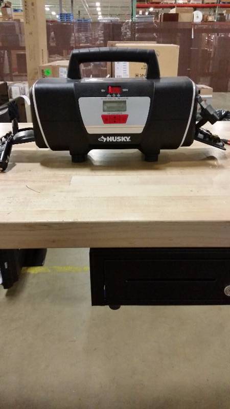 lot 67 image: Husky 12 volt120 volt home and auto inflator