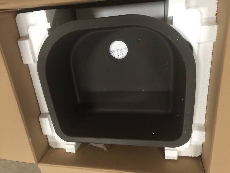 lot 29 image: Elkay Gourmet E-Granite Collection ELGSU2522MC0  Width 22 Inch, Length 25 Inch, Depth 8 12 Inch  not used