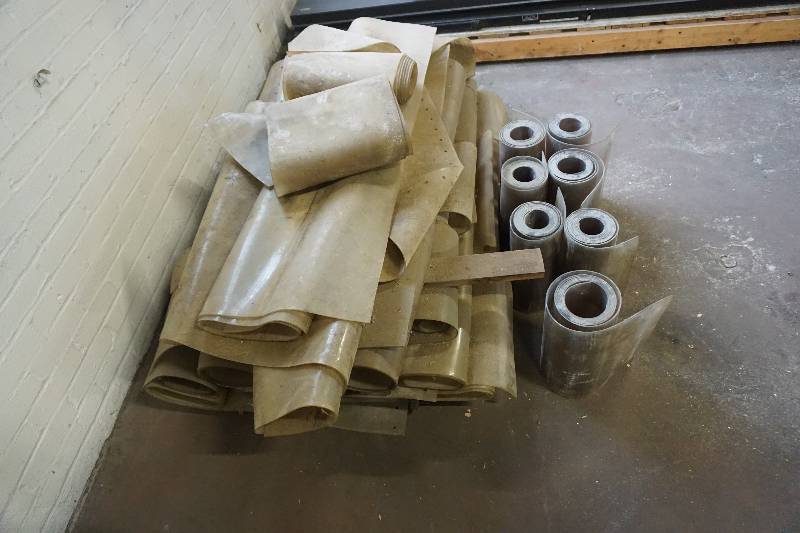Lot of Warehouse Commercial BarrierDoor Plastic