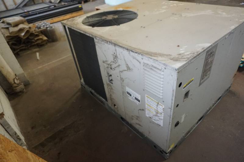 Nordyne Gama Model GF4GA-036CC96C Commercial Roof Top Combination HeaterAir Conditioning Unit