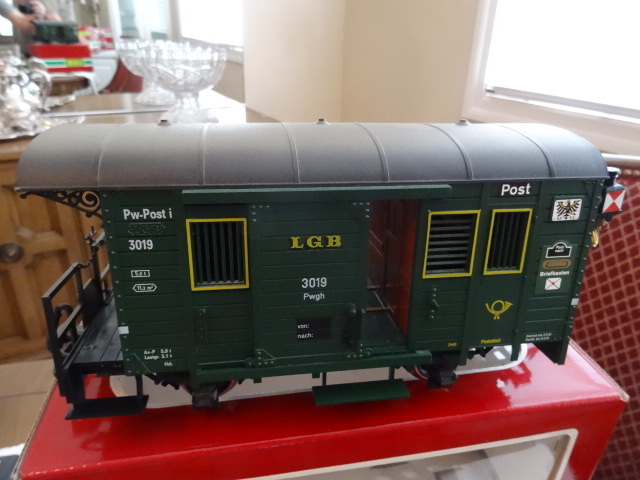 LGB 3019 G gauge Lighted train car....
