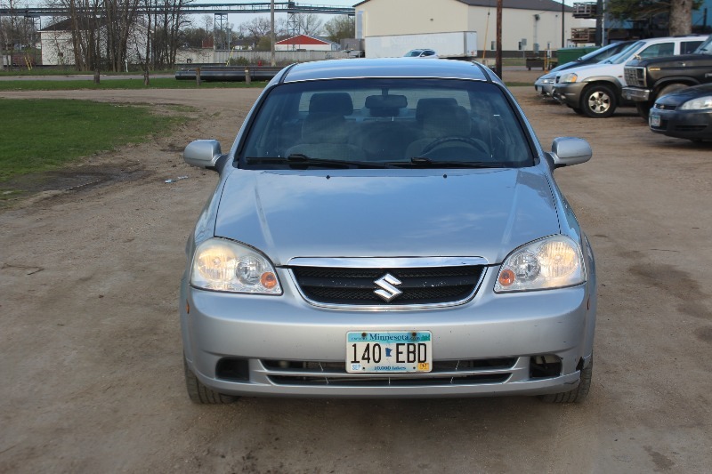 2008 Suzuki Forenza