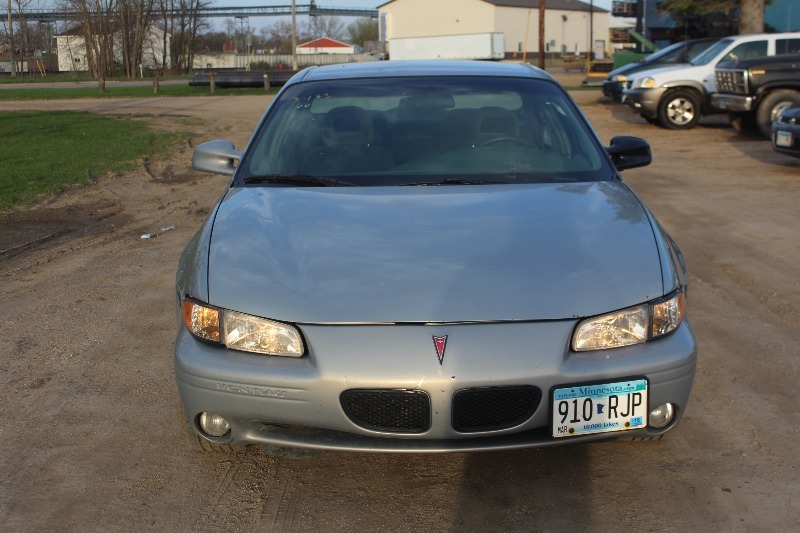 2000 Pontiac Grand Prix SE