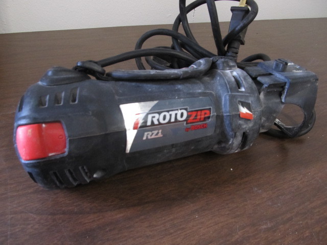 lot 47 image: Working BOSCH RotoZip Saw