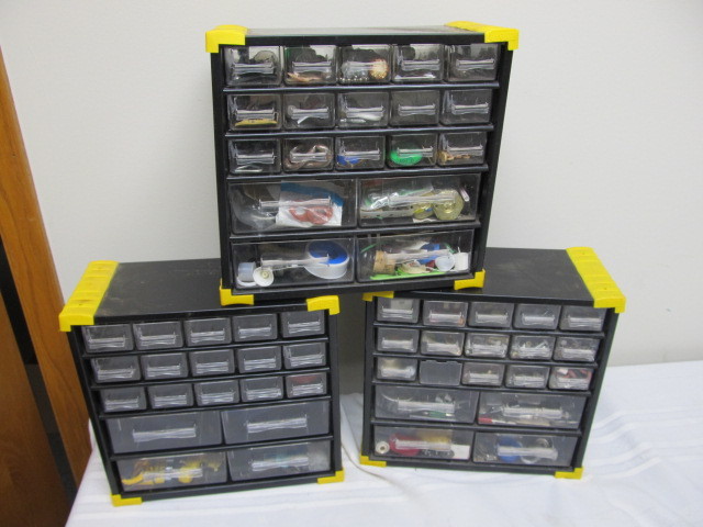 lot 50 image: 3 Matching HardwareParts Cabinets