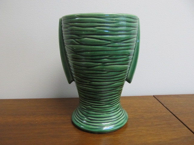 lot 57 image: Vintage McCoy Pottery Vase