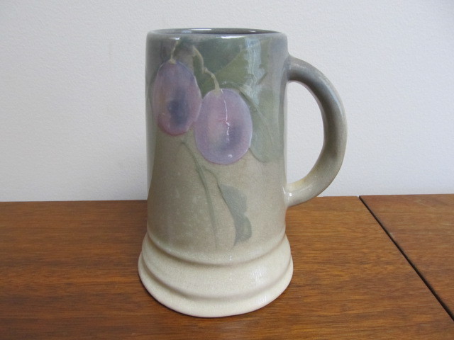 lot 58 image: Early signed WELLER Eocean Tankard by Artist Frank Ferrell