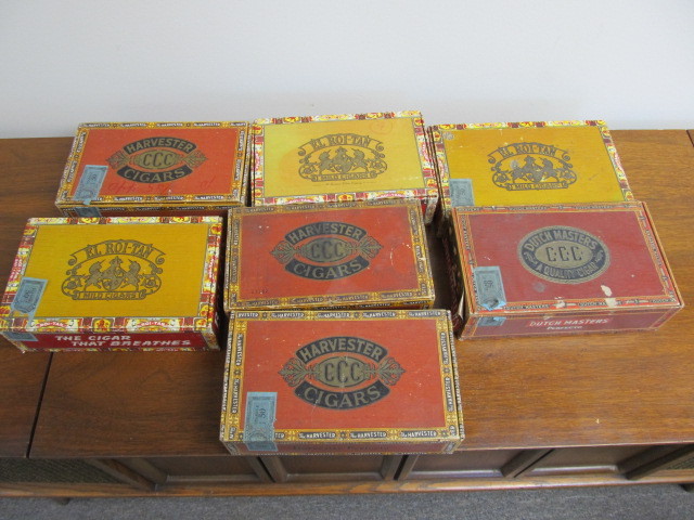 lot 60 image: Lot of Vintage Cigar Boxes