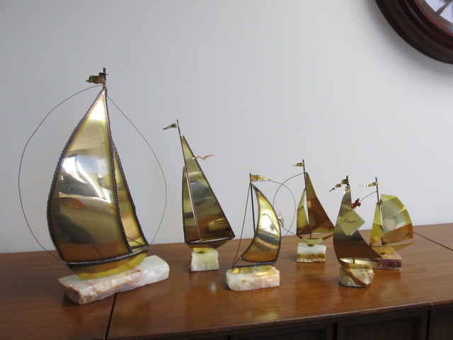 lot 61 image: Group of Signed Vintage Brass Sailboat Sculptures