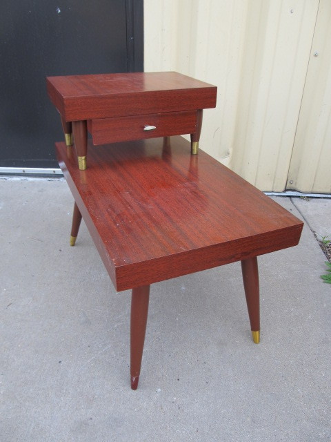 lot 75 image: Mid Century Night Stand