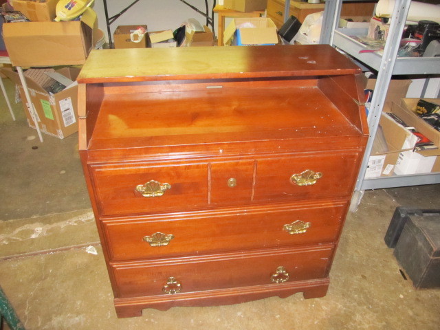 lot 93 image: Vintage Wood Dresser wFold Out Desktop