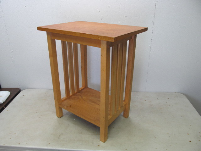 lot 92 image: Solid Wood Arts & Crafts Style Side Table