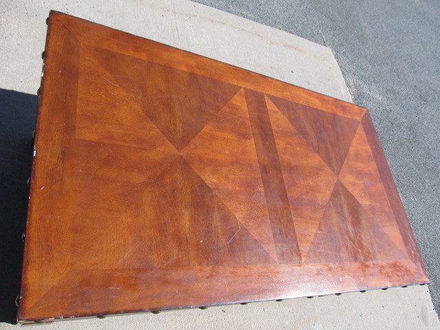 lot 87 image: Studded Lift-Top Coffee Table on Casters