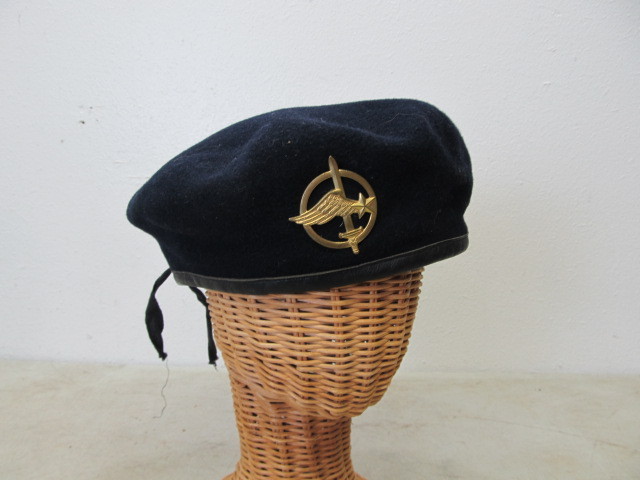 lot 109 image: Vintage French Military Beret