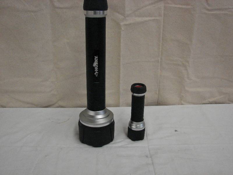 lot 349 image: HUSKY FLASHLIGHTS