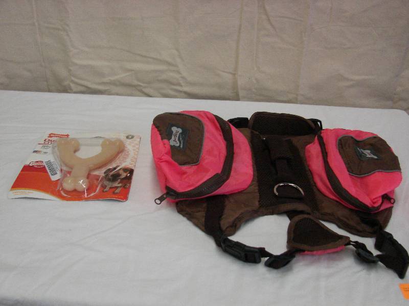 lot 365 image: PET SUPPLIES