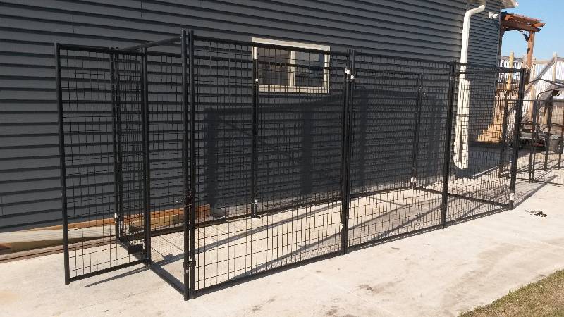 Large Dog Kennel