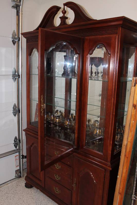 Stanley China Hutch
