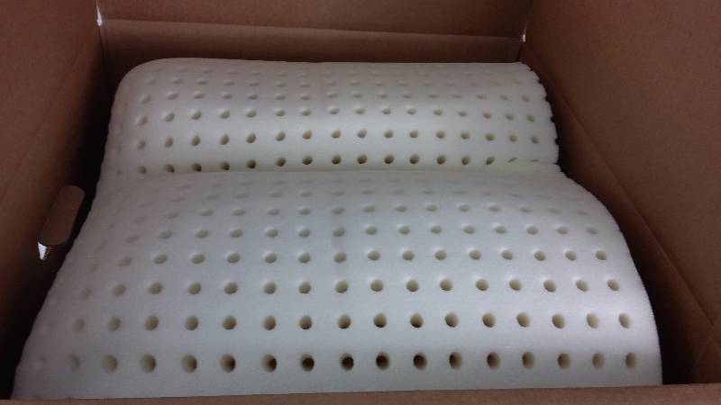 lot 1614 image: McLeland ViscoFoam 3 Twin Size Mattress Topper