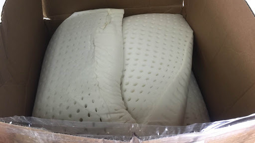 lot 1616 image: McLeland ViscoFoam 4 Full Size Mattress Topper