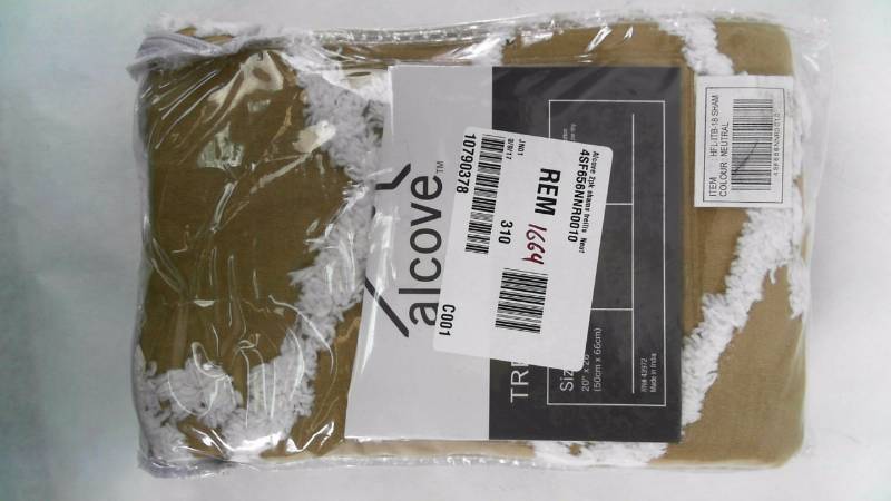 lot 1664 image: Alcove 2pk shams trellis Neutral