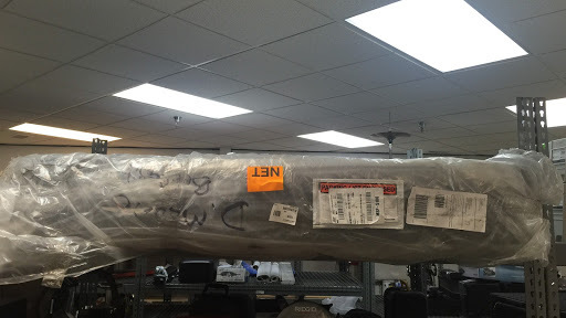 lot 1410 image: Serta Perfect Sleeper Box Spring Queen Size - Boxspring