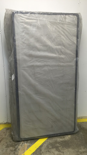 lot 1413 image: Serta Perfect Sleeper Box Spring - Twin Size Boxspring