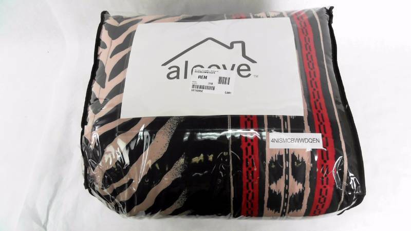 lot 1560 image: Alcove Comforter Set FS Gambia - Black White - Queen Size