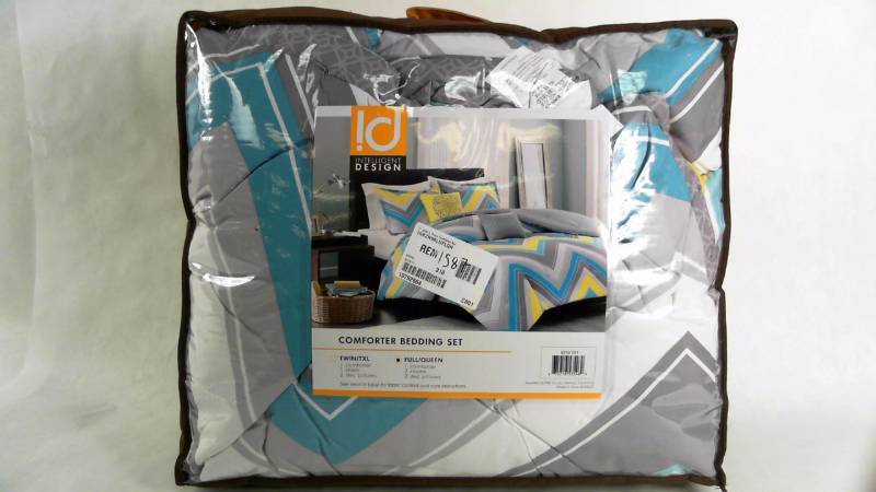 lot 1587 image: ID Ariel 5 Piece Comforter Set Blue FullQueen Comforter Set