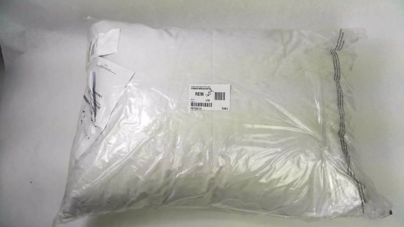 lot 1604 image: Restful Nights Down Pillow White