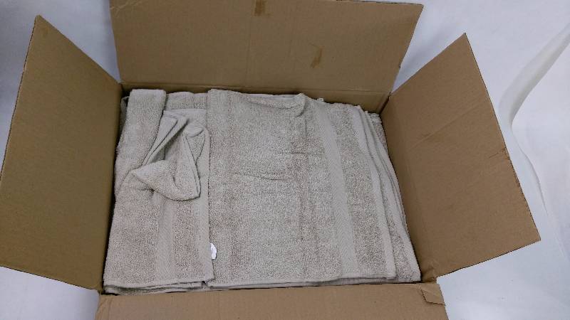 lot 1631 image: MLD Soft & Strong 10p TowelSet Taupe