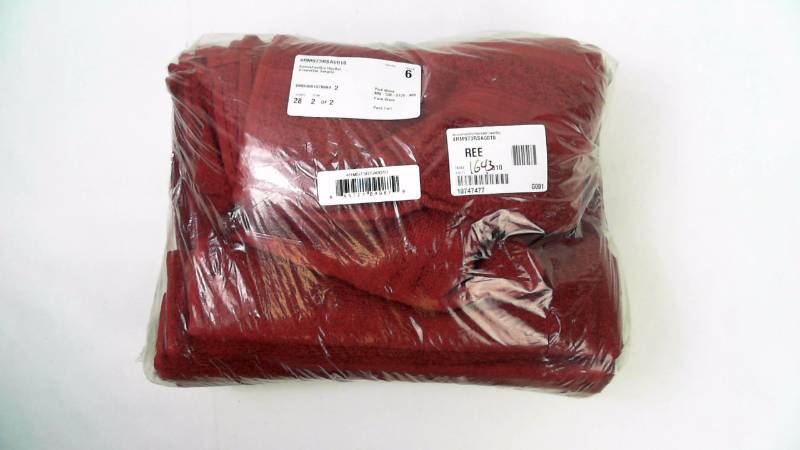 lot 1643 image: Alcove Fast Dry 10pc Bathroom  Bath Towel Set - Sangria