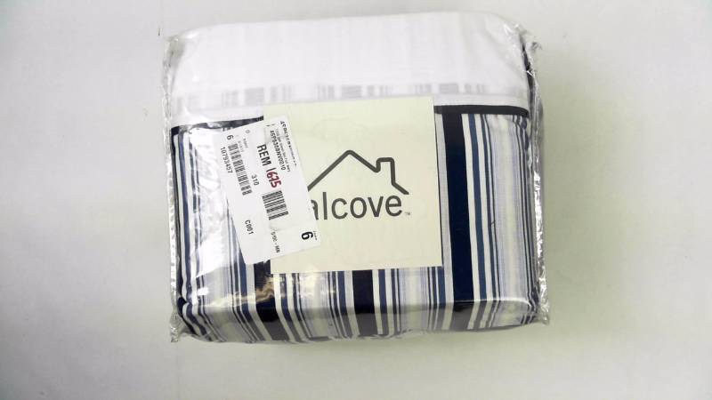 lot 1675 image: T200 2pk Sheet Set Full Navy