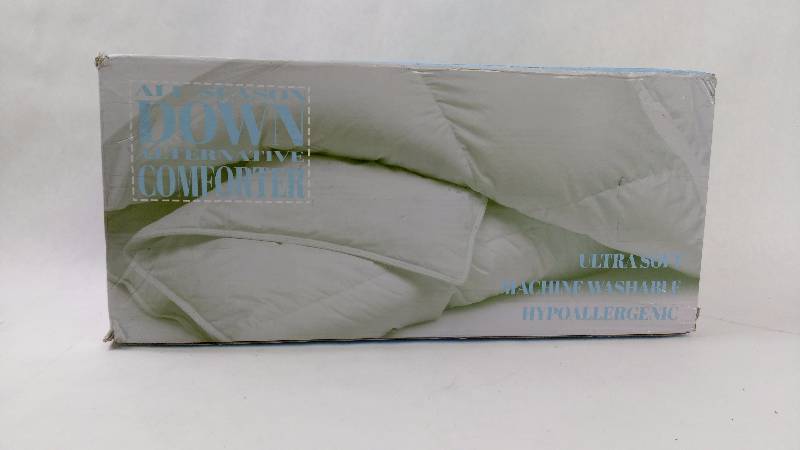 lot 1557 image: 1800 Series Premium Ultra Plus White Sheet  Sheet Set - California King Size