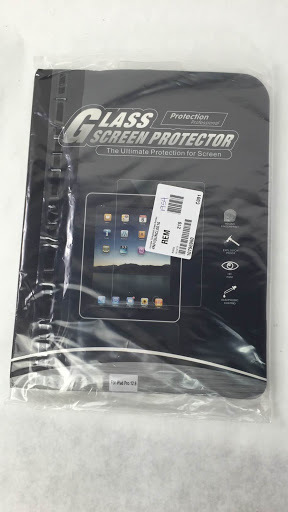 lot 1954 image: roocase Tempered Glass Screen Clear - For iPhone 7 