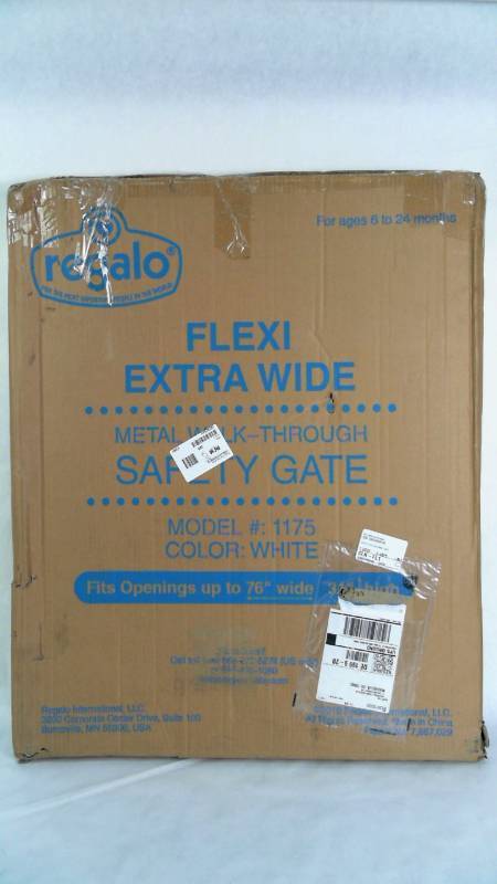 lot 2019 image: Regalo Flexi Gate White