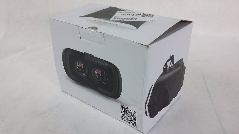 lot 2043 image: CIS Associates Virtual Reality Goggles 