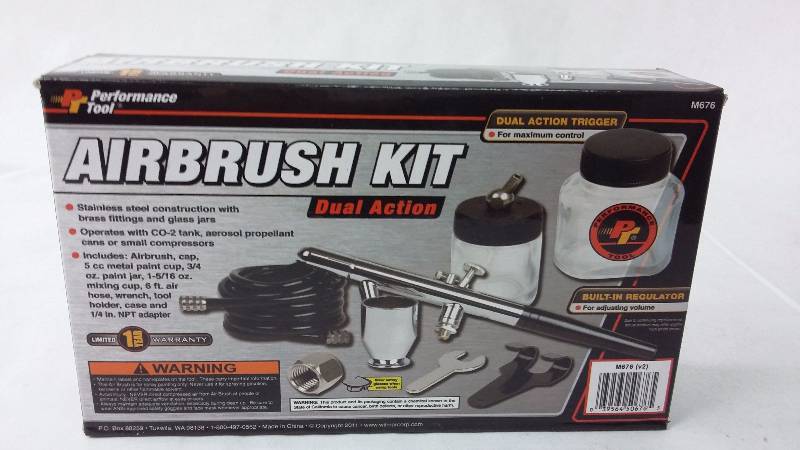 lot 2095 image: Performance Tool - Dual Action Air Brush Kit