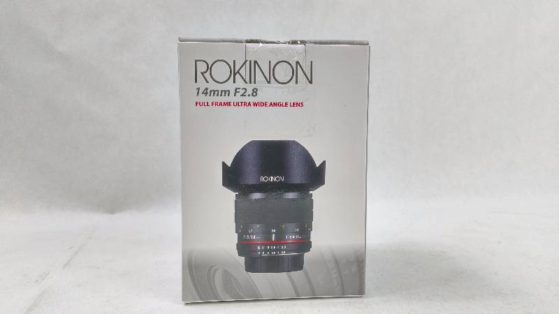 lot 2002 image: 14mm f2.8 Lens for Sony Alpha Camera