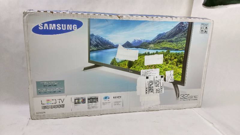 lot 2012 image: Samsung 32 720p LED TV