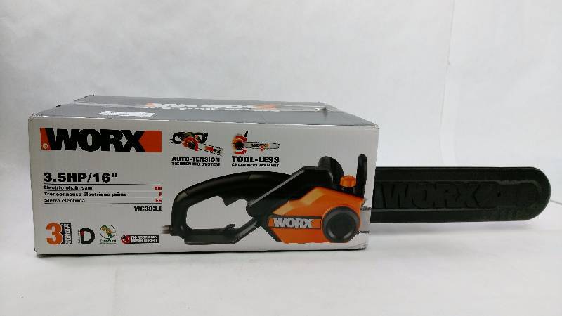 lot 2086 image: Worx 16 Electric Chainsaw