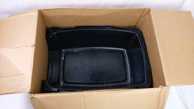 lot 2133 image: Petmate Doskocil Co Pet Taxi Accessory - Medium  Large