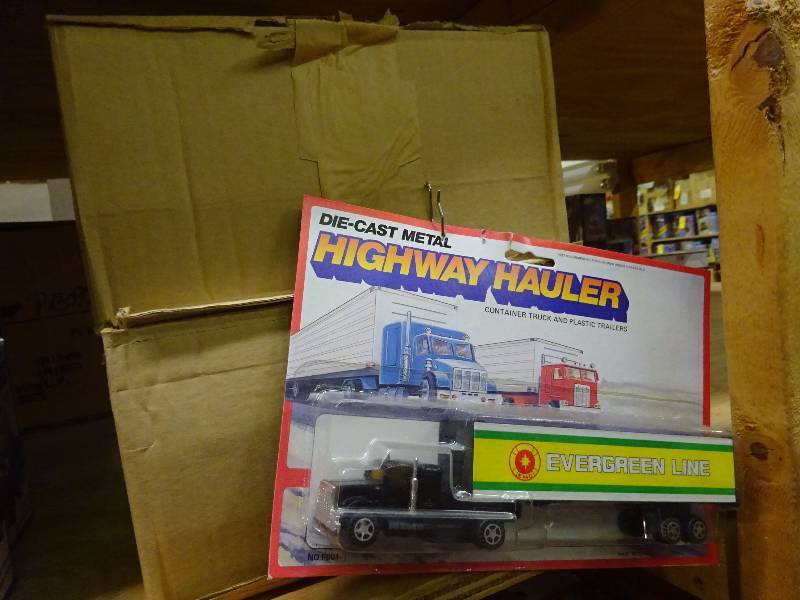 2 Cases Highway Hauler, 10 Rescue Squads, Auto Fire Chief, Auto, Police, 16 Lancia Flash, Case of Highway Patrol