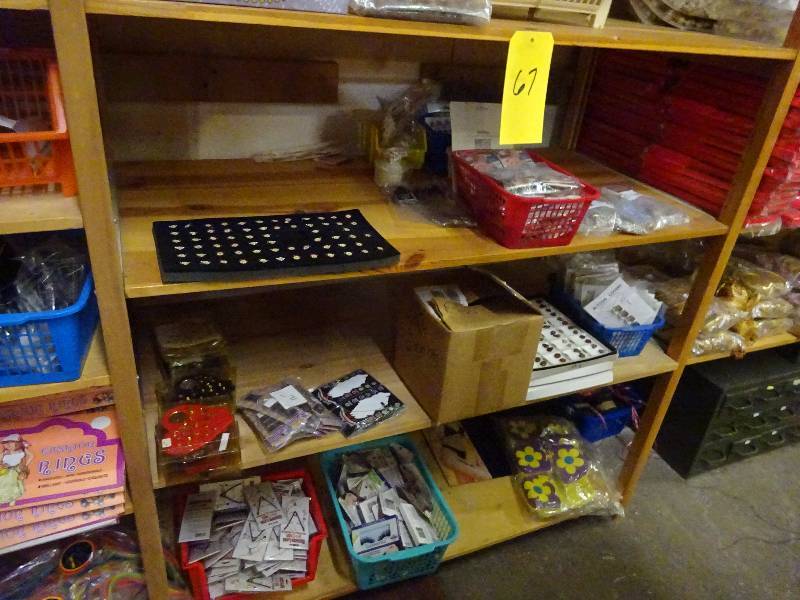 Lots of deluxe necklaces and costume jewelry